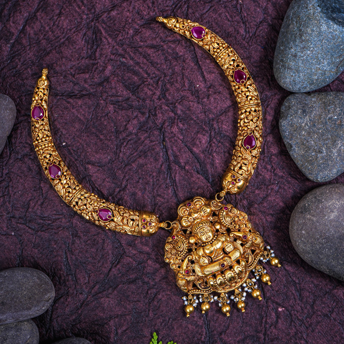 GOLD NECKLACE/2
