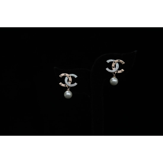 DIAMOND STUD APDE13239
