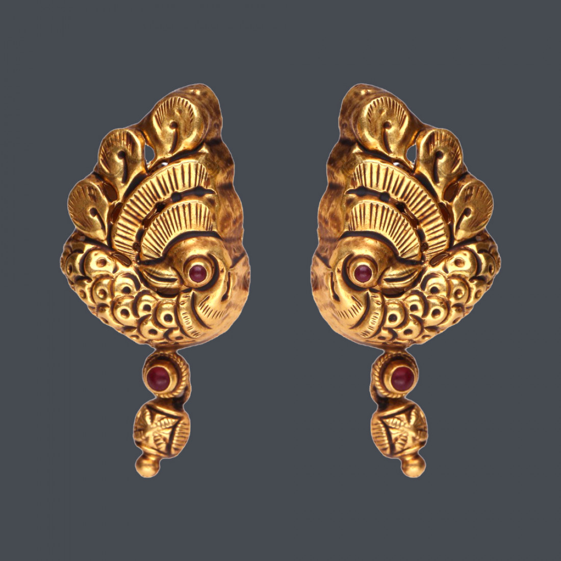 GOLD STUDS M53278