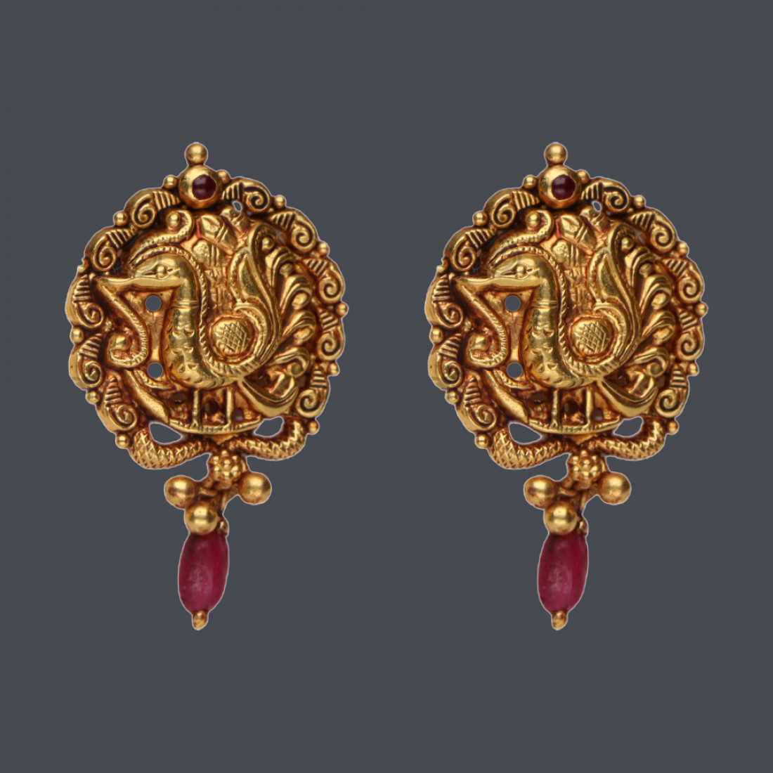 GOLD STUDS H82494