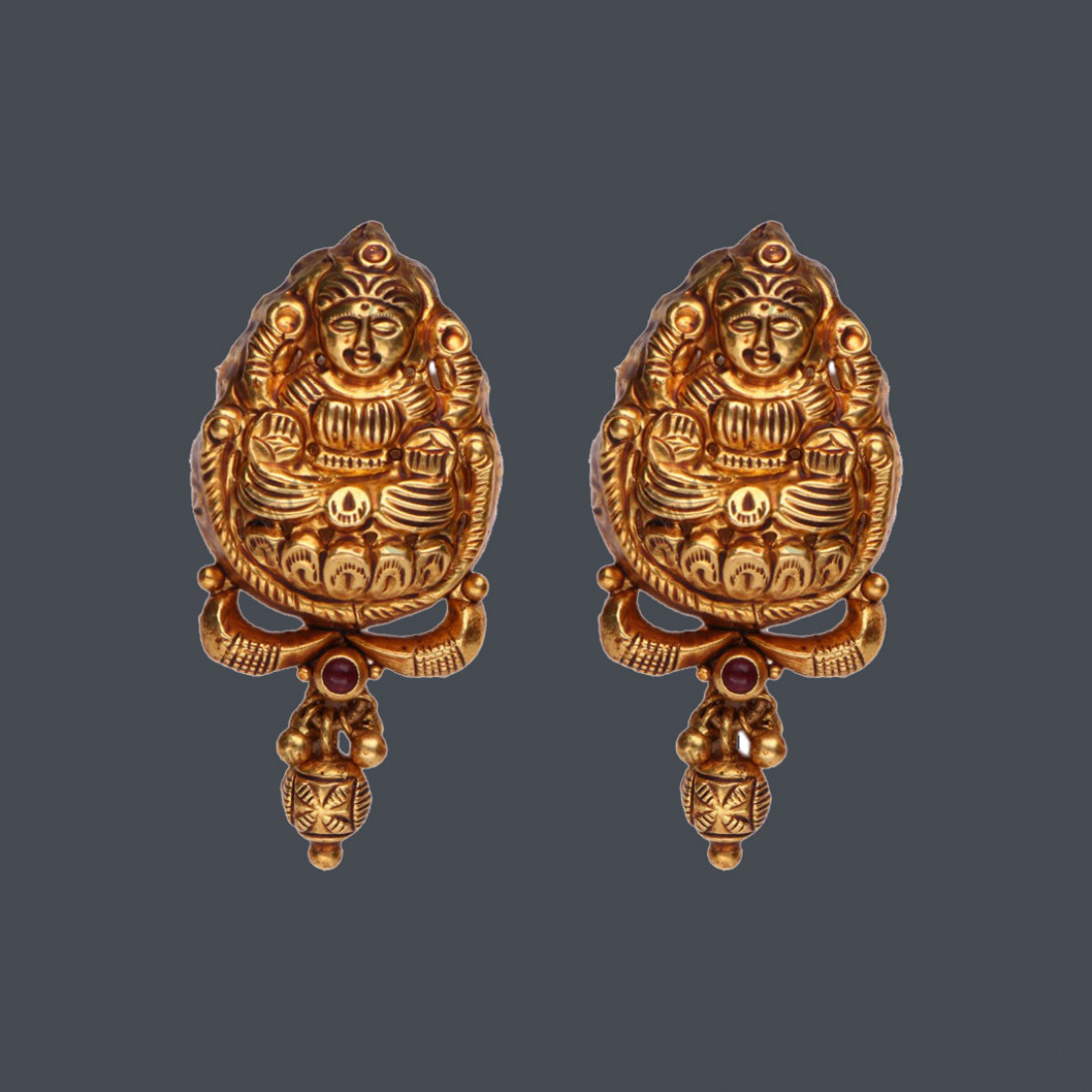 GOLD STUDS H38329
