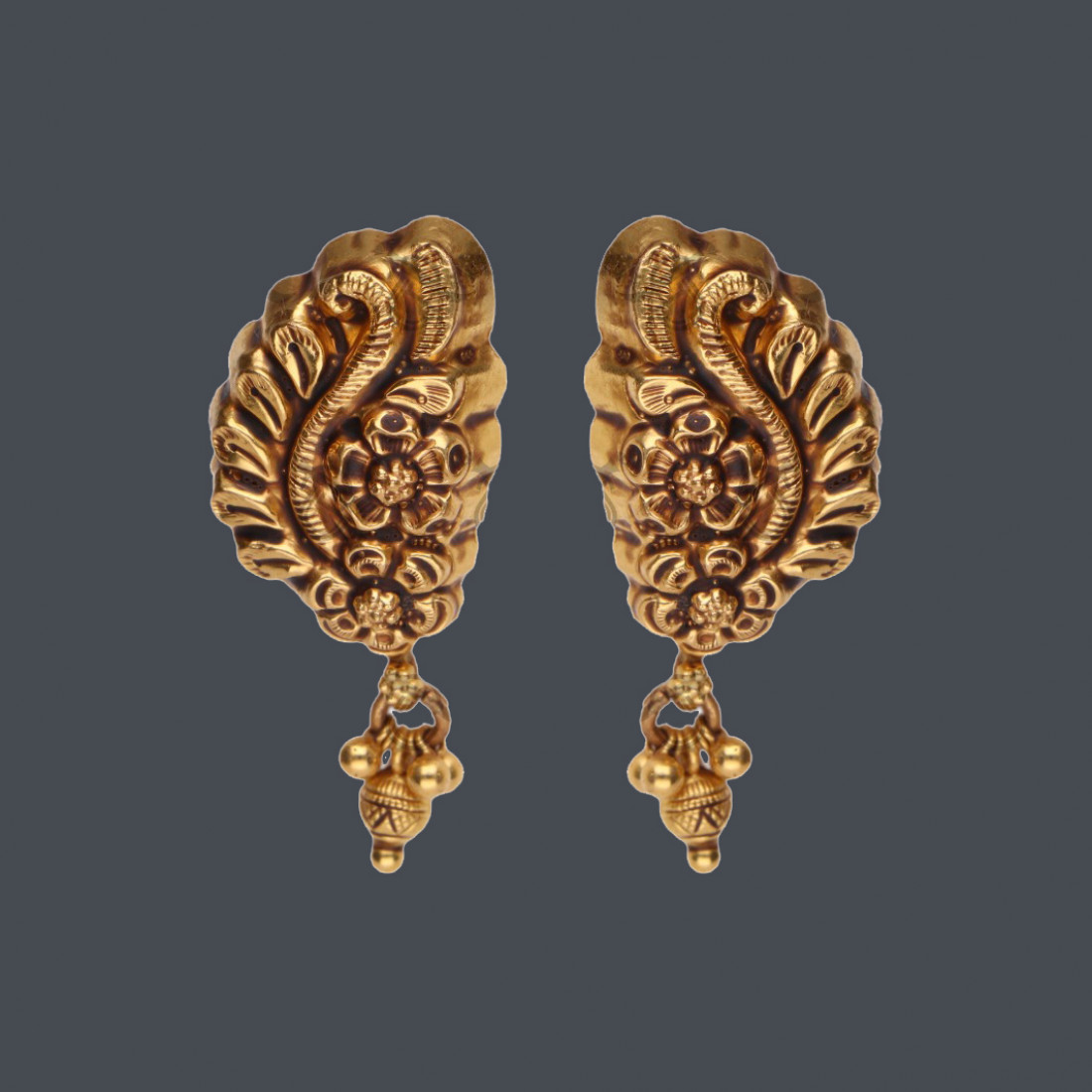 GOLD STUDS F91351