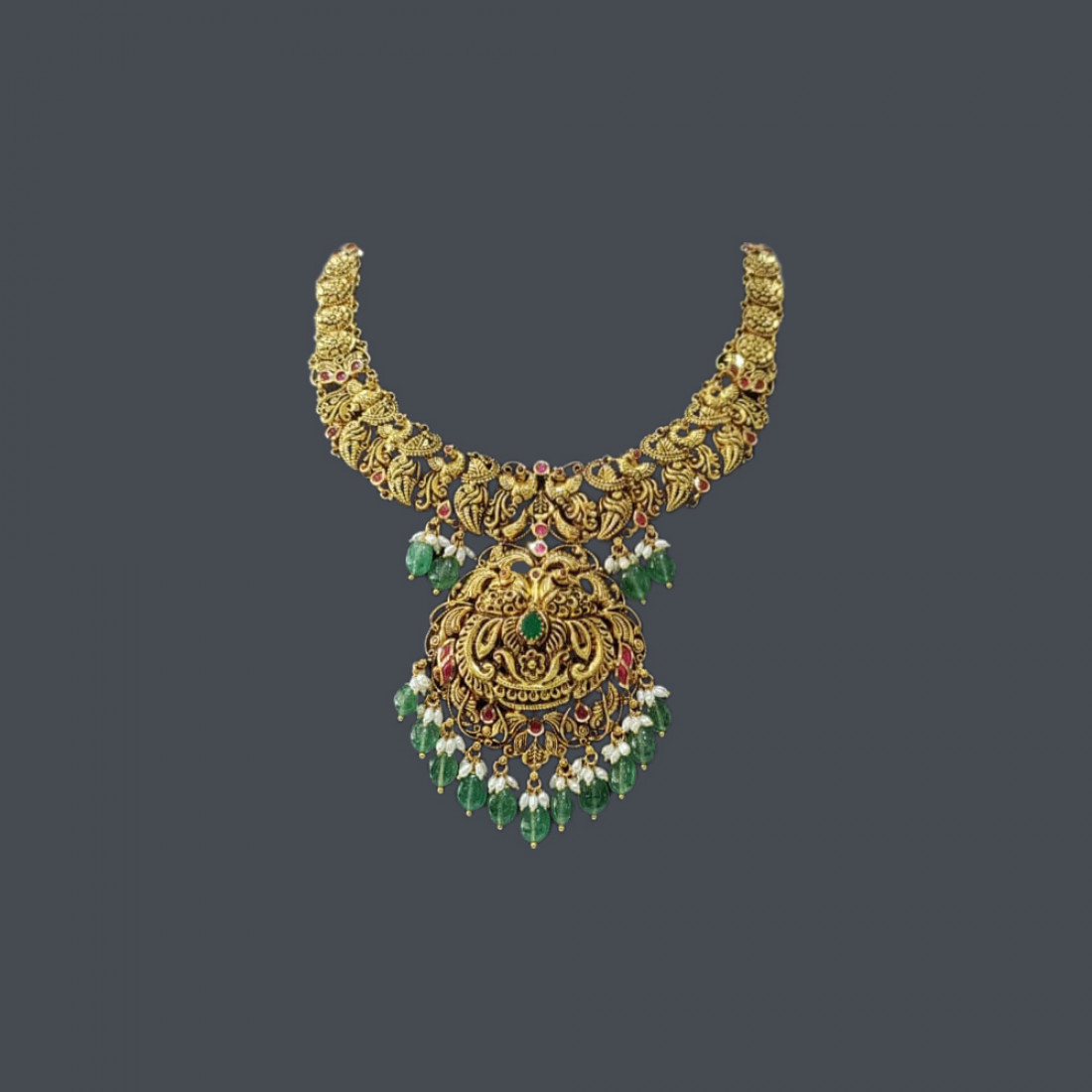 GOLD NECKLACE