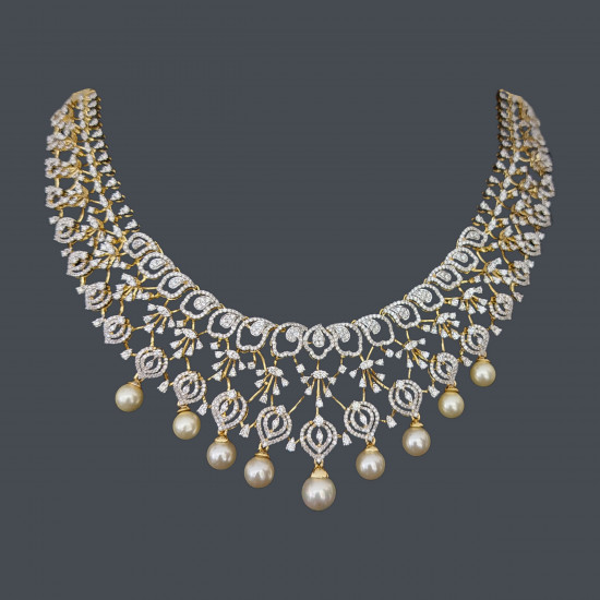 DIAMOND NECKLACE